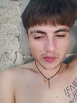 Snapshot of RodriiAmatto chatting on December 18, 2025, 2:01 pm RodriiAmatto online show from December 18, 2025, 2:01 pm