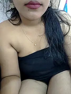 Snapshot of priya_00143 chatting on October 27, 2025, 4:38 am priya 00143 online show from October 27, 2025, 4:38 am
