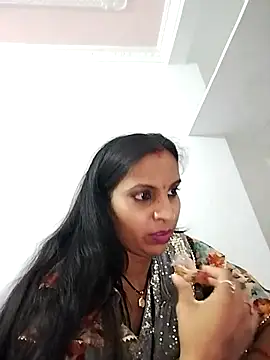 Hotty-Nidhi online show from March 19, 2025, 12:34 pm