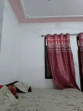 Hotty-Nidhi online show from September 12, 2025, 4:23 am