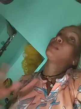 Hotty-Nidhi online show from September 30, 2025, 4:01 pm