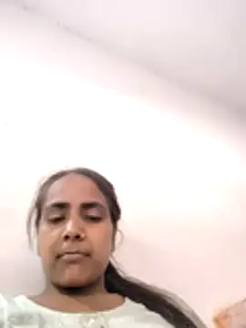 Snapshot of indiancute43 chatting on June 23, 2026, 8:01 am indiancute43 online show from June 23, 2026, 8:01 am