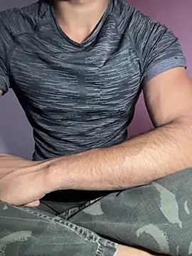 Snapshot of HARSHHU01 chatting on March 18, 2025, 9:42 am HARSHHU01 online show from March 18, 2025, 9:42 am