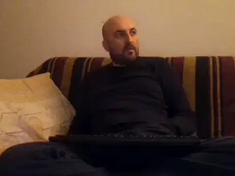 Snapshot of maxxxio12 chatting on March 14, 2025, 8:49 pm maxxxio12 online show from March 14, 2025, 8:49 pm