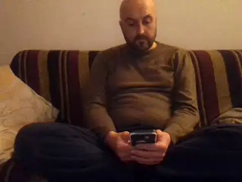 Snapshot of maxxxio12 chatting on March 16, 2025, 5:17 pm maxxxio12 online show from March 16, 2025, 5:17 pm