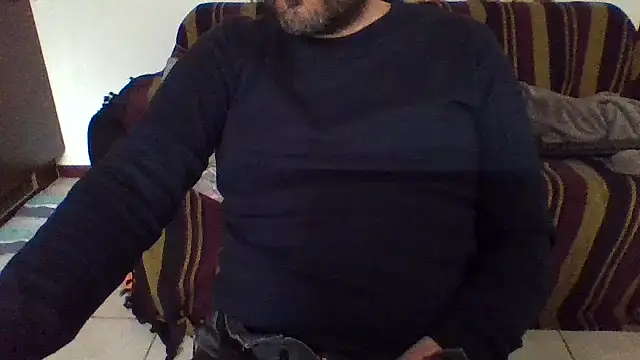 Snapshot of maxxxio12 chatting on March 7, 2026, 2:36 pm maxxxio12 online show from March 7, 2026, 2:36 pm