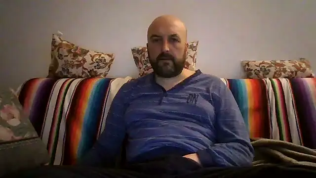 Snapshot of maxxxio12 chatting on March 26, 2026, 8:14 pm maxxxio12 online show from March 26, 2026, 8:14 pm