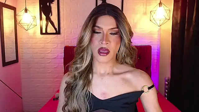 agatha rodriguez online show from May 30, 2026, 1:46 am