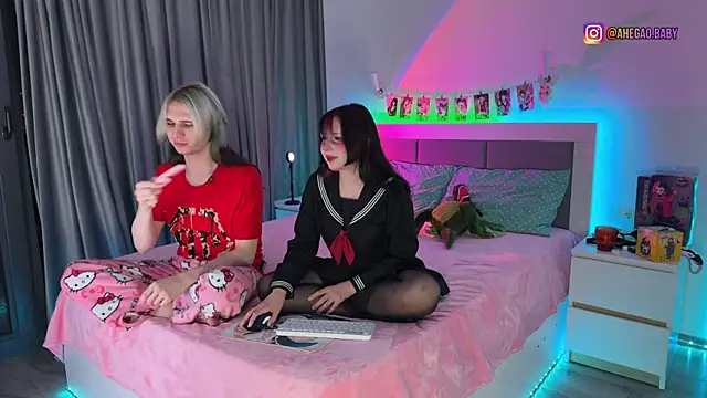 Snapshot of h3ntai_baby chatting on October 13, 2025, 3:34 pm h3ntai baby online show from October 13, 2025, 3:34 pm