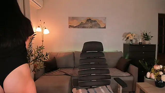 Snapshot of Viki_Bellson chatting on September 11, 2025, 5:13 pm Viki Bellson online show from September 11, 2025, 5:13 pm