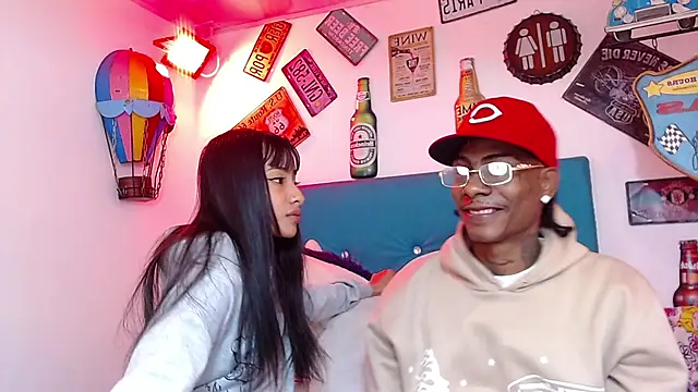 lili roussi online show from November 26, 2025, 12:33 am