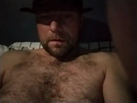 Snapshot of Austingham3 chatting on March 15, 2025, 4:35 am Austingham3 online show from March 15, 2025, 4:35 am