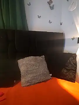 AlexaNovoa  online show from February 24, 2026, 1:36 am