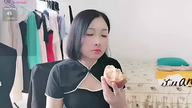 Snapshot of Rachel-6600 chatting on September 15, 2025, 2:22 am Rachel-6600 online show from September 15, 2025, 2:22 am