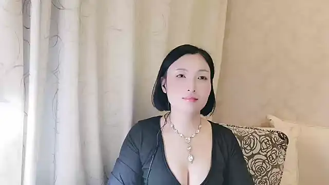 Snapshot of Rachel-6600 chatting on October 30, 2025, 2:51 pm Rachel-6600 online show from October 30, 2025, 2:51 pm