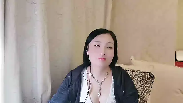 Snapshot of Rachel-6600 chatting on November 8, 2025, 3:12 pm Rachel-6600 online show from November 8, 2025, 3:12 pm