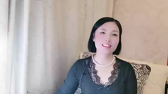 Snapshot of Rachel-6600 chatting on November 12, 2025, 3:56 pm Rachel-6600 online show from November 12, 2025, 3:56 pm