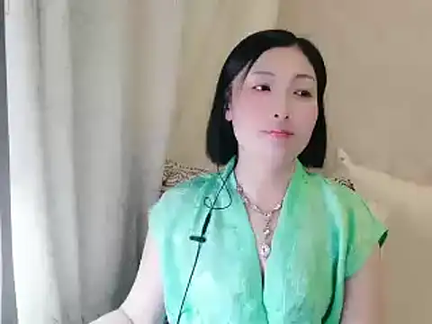 Snapshot of Rachel-6600 chatting on November 26, 2025, 3:35 pm Rachel-6600 online show from November 26, 2025, 3:35 pm