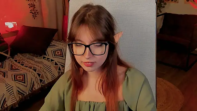 Snapshot of MemoryCadence chatting on October 16, 2025, 3:35 pm MemoryCadence online show from October 16, 2025, 3:35 pm