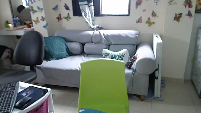Snapshot of Olgahunder chatting on July 11, 2026, 4:43 pm Olgahunder online show from July 11, 2026, 4:43 pm