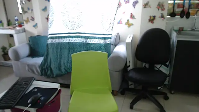 Snapshot of Olgahunder chatting on July 13, 2026, 5:38 pm Olgahunder online show from July 13, 2026, 5:38 pm