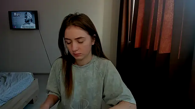 LilyHaart online show from December 16, 2025, 6:40 am