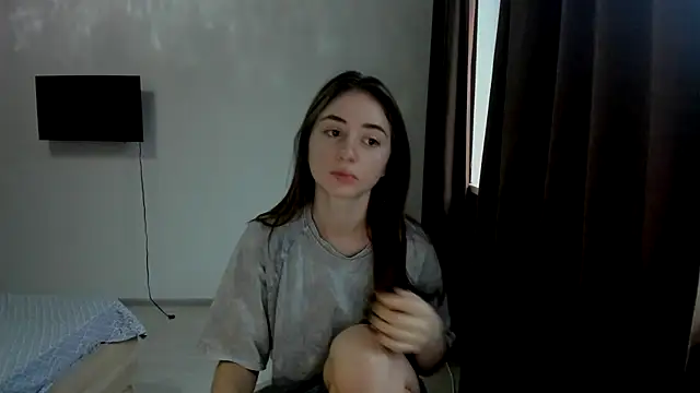 LilyHaart online show from December 17, 2025, 5:35 am