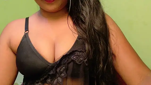 Snapshot of Cludi-New chatting on December 21, 2025, 6:31 am Cludi-New online show from December 21, 2025, 6:31 am