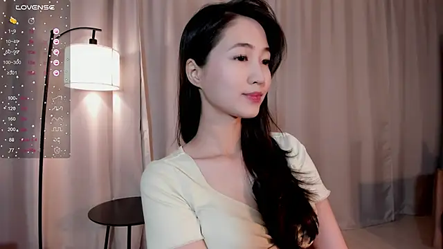 Snapshot of SeulBi chatting on November 17, 2025, 5:08 pm SeulBi online show from November 17, 2025, 5:08 pm