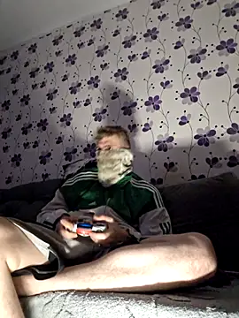 Snapshot of ThePython666 chatting on October 24, 2025, 3:47 am ThePython666 online show from October 24, 2025, 3:47 am