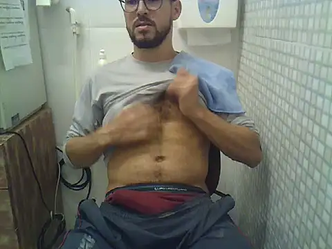 pdasgyn online show from December 2, 2025, 12:10 pm