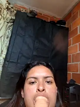 diablitaxhot online show from May 28, 2026, 4:48 pm