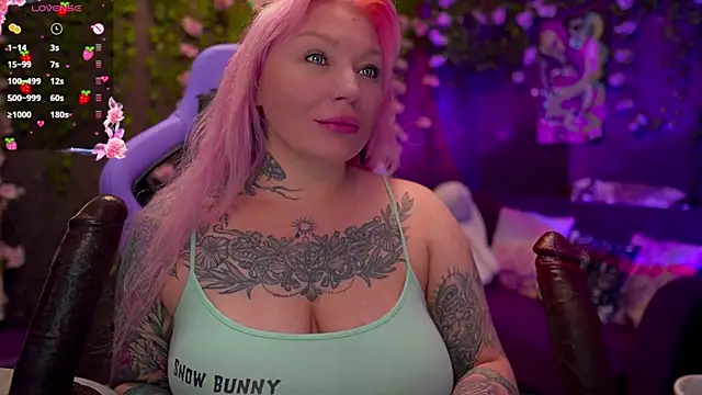 BlackedBarbie online show from October 17, 2025, 12:52 pm