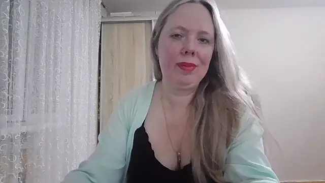 Irina3718 online show from March 16, 2025, 4:45 pm