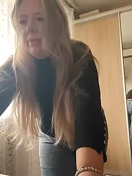 Irina3718 online show from October 3, 2025, 9:50 am