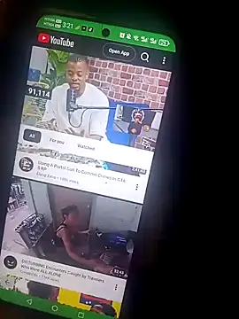 Snapshot of CertifiedSatisfier chatting on January 13, 2026, 1:22 am CertifiedSatisfier online show from January 13, 2026, 1:22 am