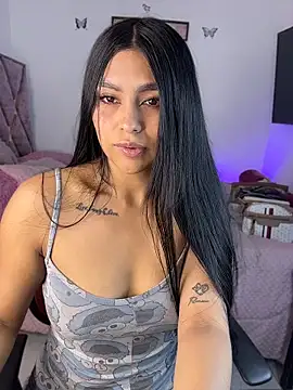 Tania rendon online show from April 15, 2026, 12:01 pm