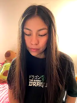 -Selene- online show from November 27, 2025, 6:32 pm