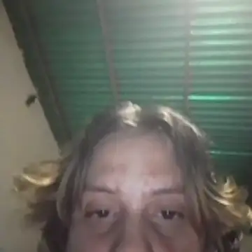 VictoriaLuxe online show from December 21, 2025, 1:02 am