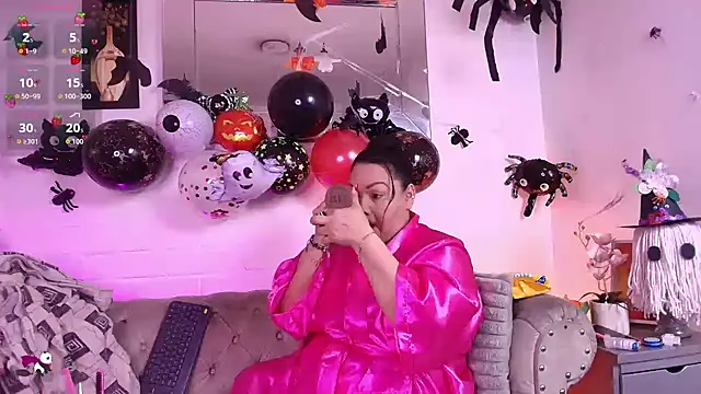 EllenaBoobs  online show from October 24, 2025, 5:59 am