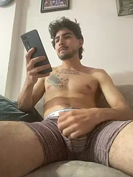 Snapshot of thiago9798 chatting on July 28, 2026, 6:20 pm thiago9798 online show from July 28, 2026, 6:20 pm