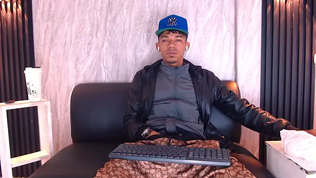 Gregory Sforza online show from October 2, 2025, 12:45 pm