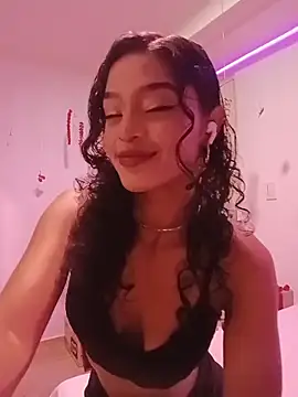 Snapshot of Aphrodite-777 chatting on February 15, 2026, 11:01 pm Aphrodite-777 online show from February 15, 2026, 11:01 pm