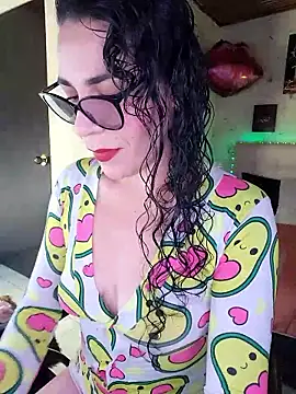 Snapshot of mia_velvet1 chatting on January 7, 2026, 3:25 pm mia velvet1 online show from January 7, 2026, 3:25 pm