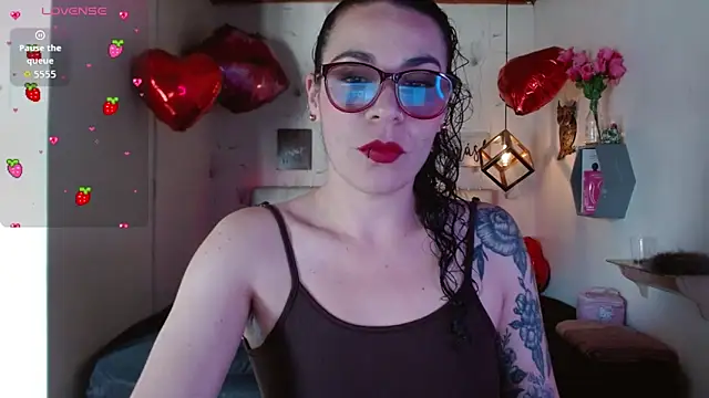 mia velvet1 online show from March 13, 2026, 2:56 pm