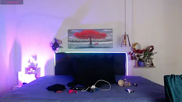 Rose Thompson1 online show from October 15, 2025, 1:22 pm