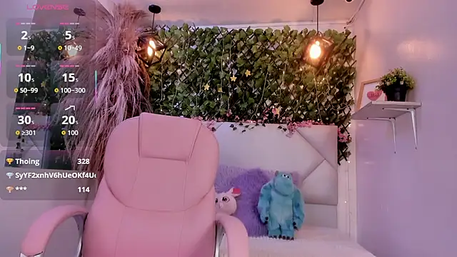 Abby Piink online show from December 19, 2025, 4:58 pm