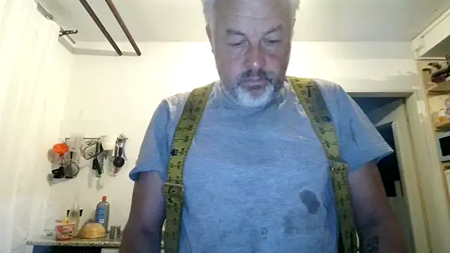 Berg Boy online show from September 23, 2025, 4:04 am