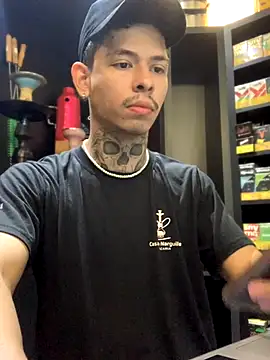 craxybaby online show from October 26, 2025, 3:51 pm