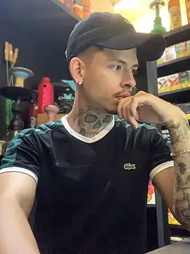 craxybaby online show from November 8, 2025, 4:29 pm